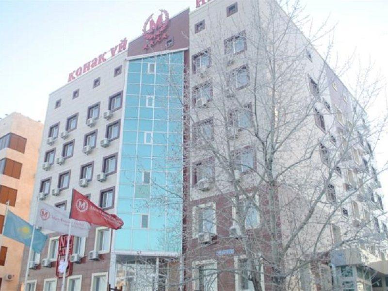 Manhattan Astana Hotel Exterior photo